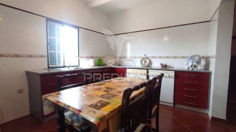 Andar de moradia t2 em beringel