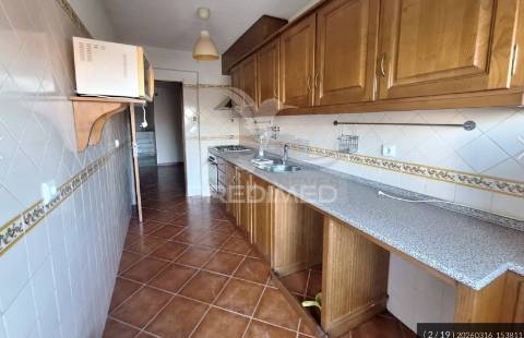 T 1 mais 2 na serra da mina amadora para remodelar
