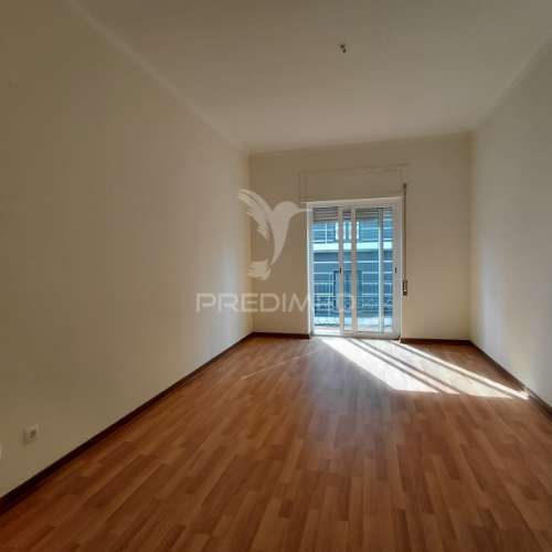 Apartamento t3 zona central portalegre
