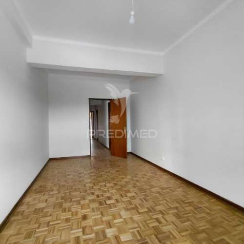 Apartamento t3 zona central portalegre