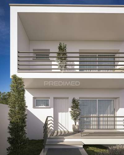 Moradia t2 moderna em construção em nazaré para comprar