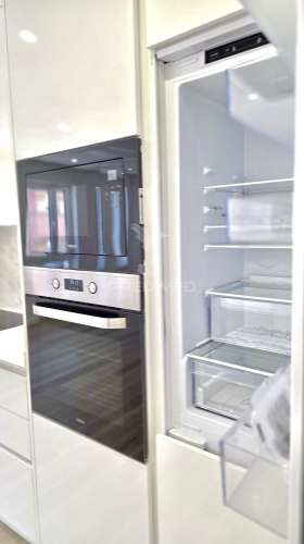 Apartamento t3 remodelado na nazaré para comprar