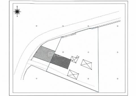 Moradia para reconstrução com terreno de 1.294 m² - próximo de olhão e faro
