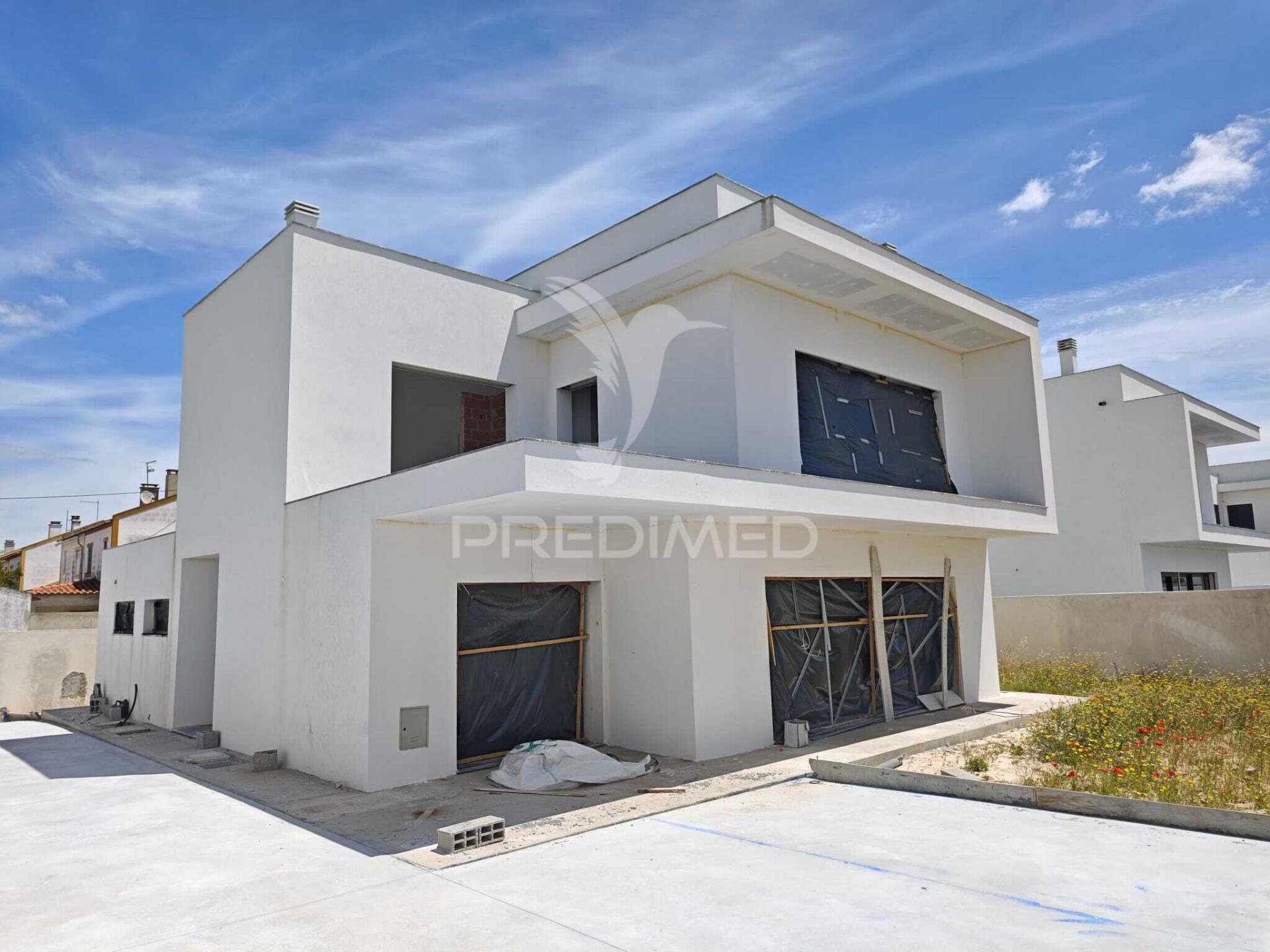 Moradia em construção - salvaterra de magos