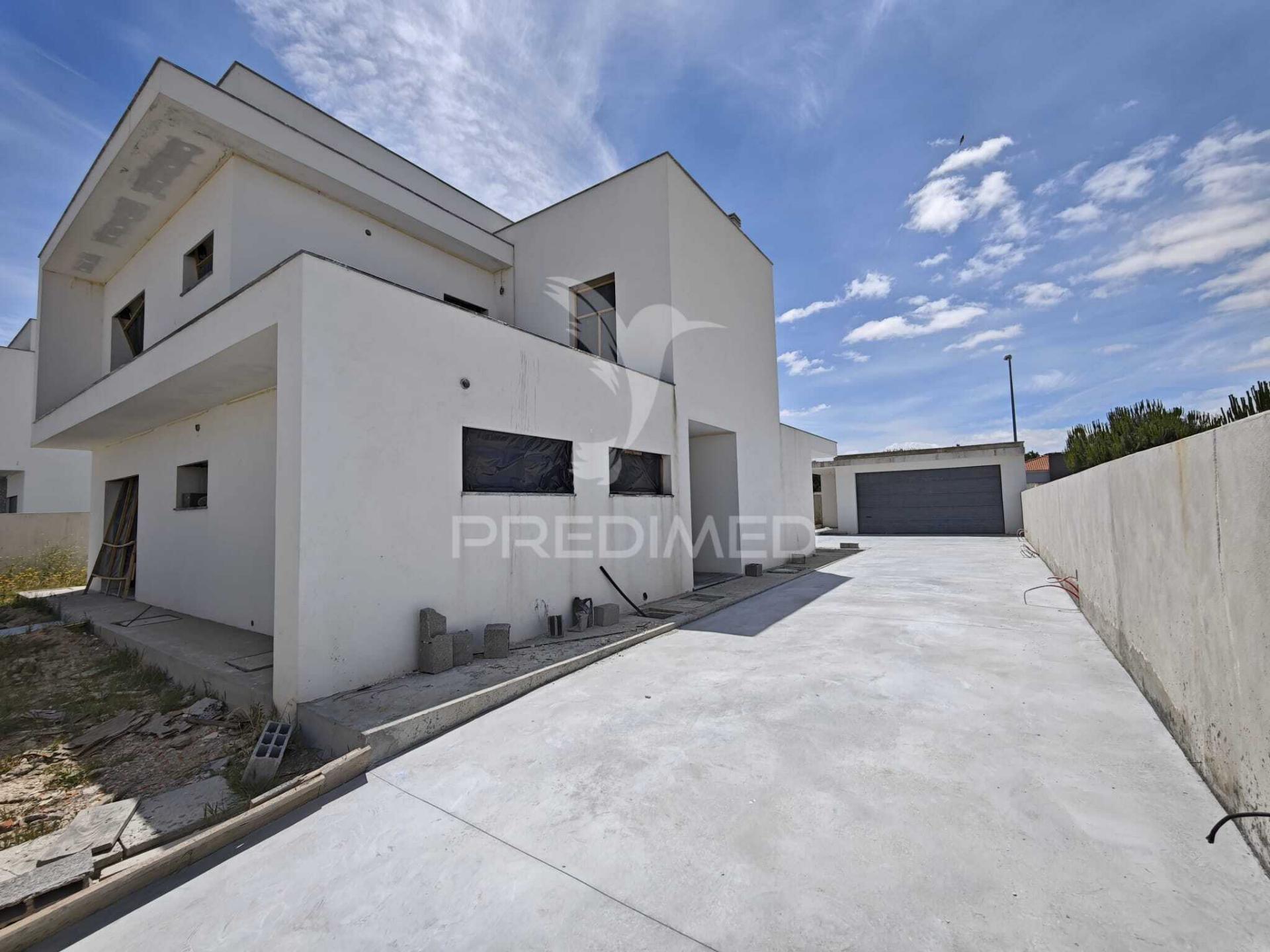 Moradia em construção - salvaterra de magos