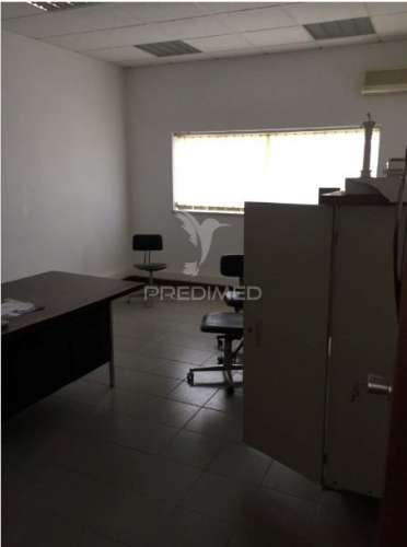 Armazém em cantanhede
