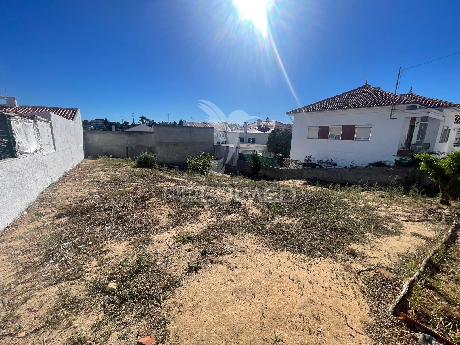 Terreno à venda na rua antónio assunção sobreda