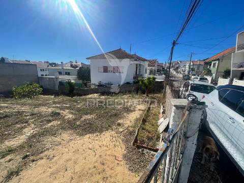 Terreno à venda na rua antónio assunção sobreda