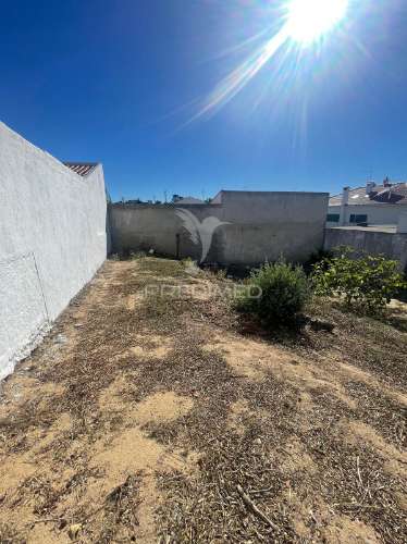 Terreno à venda na rua antónio assunção sobreda