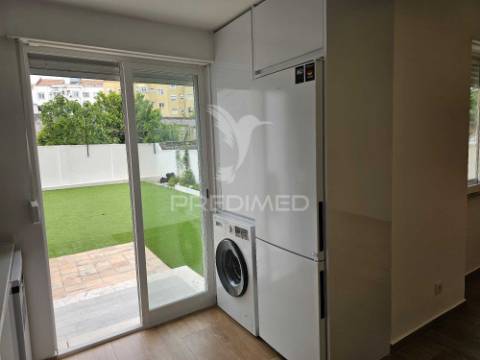 Apartamento benfica com espetacular  terraço