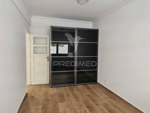 Apartamento benfica com espetacular  terraço
