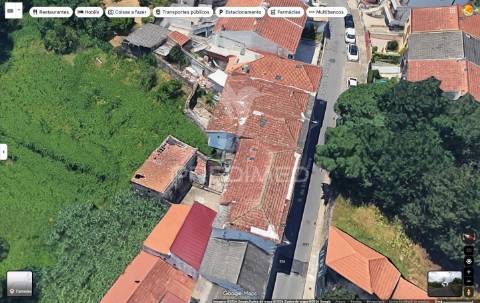 Moradia térrea antiga para venda na rua senhora da hora, campanhã, porto