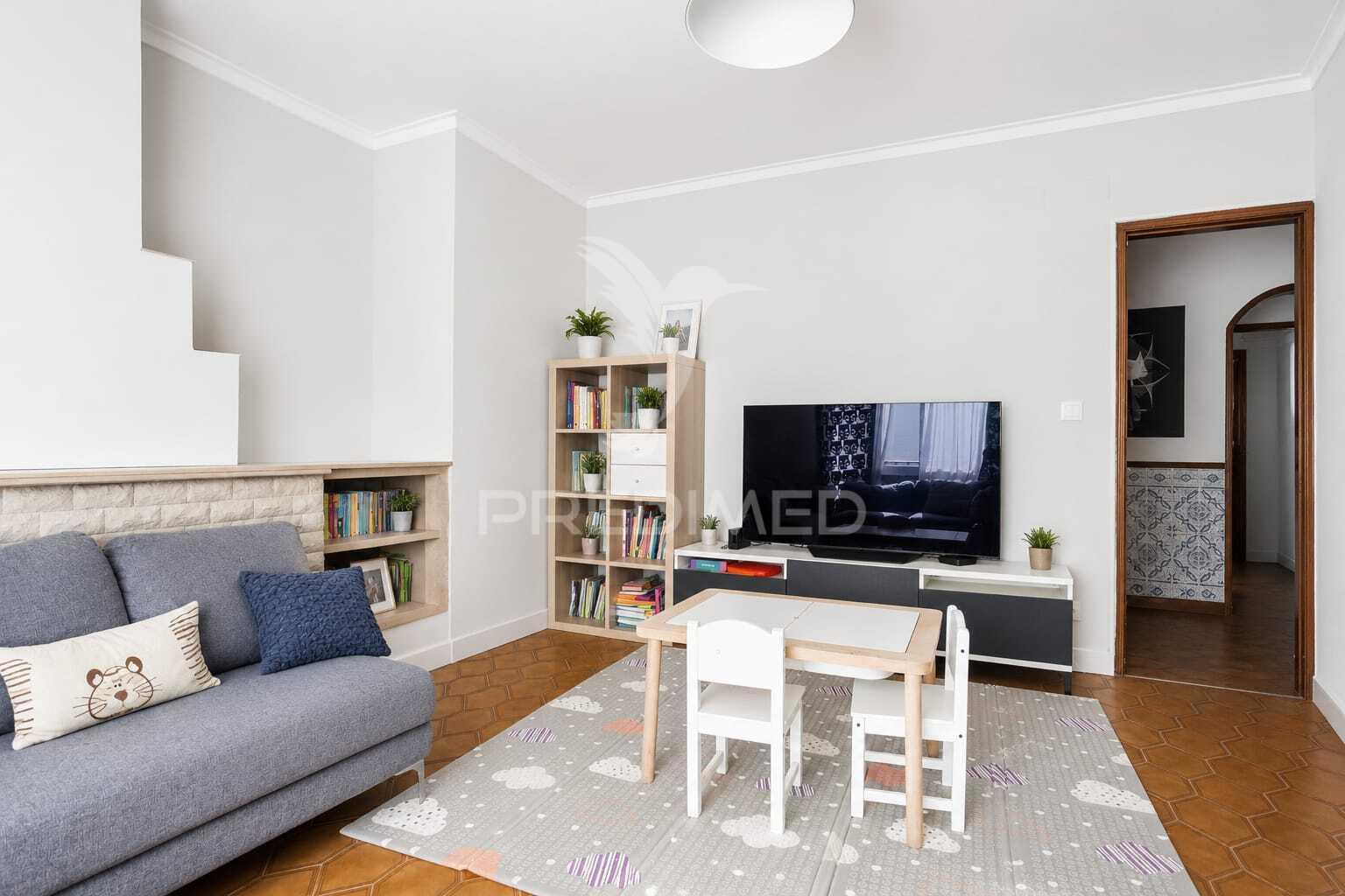 Apartamento t2 em samora correia