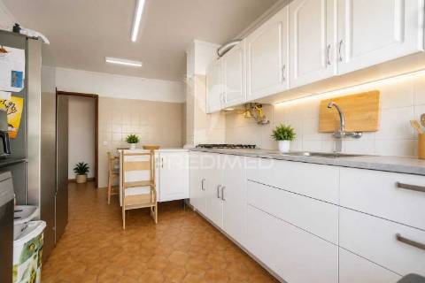 Apartamento t2 em samora correia