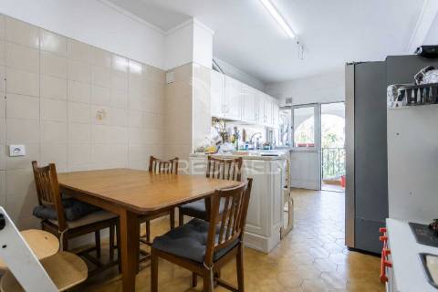 Apartamento t2 em samora correia