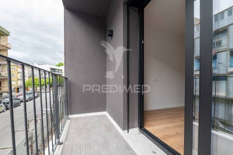 Apartamento t0 no centro de braga | edifício das torneiras