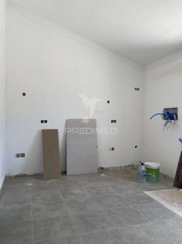 Moradia t2 com logradouro, remodelada, em são brás dos matos, alandroal