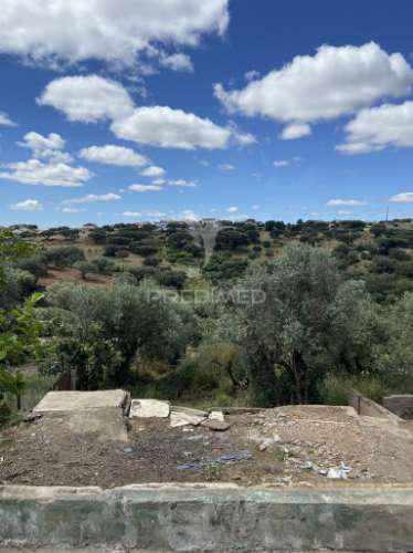 Moradia t2 com logradouro, remodelada, em são brás dos matos, alandroal