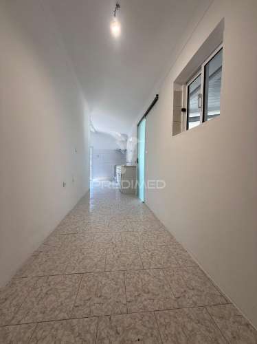 Moradia t3 com terreno e poço casével - santarém