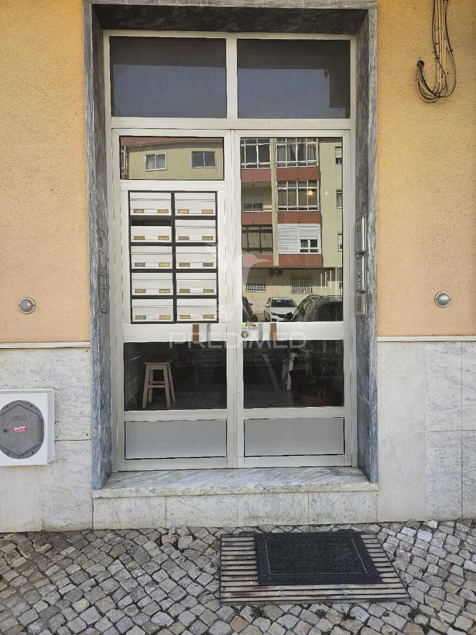 Apartamento t2 rio de mouro