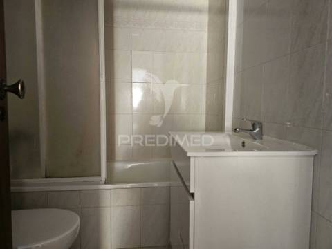 Apartamento t2 rio de mouro