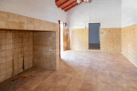 Moradia t10 no sabugueiro com quintal e garagem!