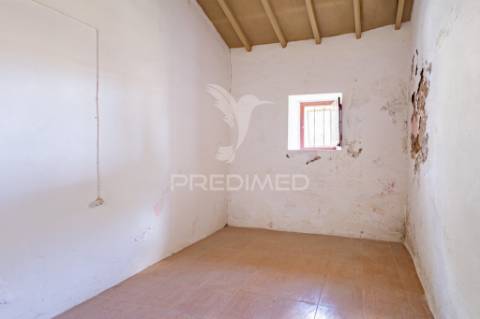 Moradia t10 no sabugueiro com quintal e garagem!
