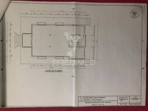 Moradia com 400m2 por acabar + anexo t1 pronto