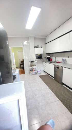 Vende-se t2 em valpedre - penafiel