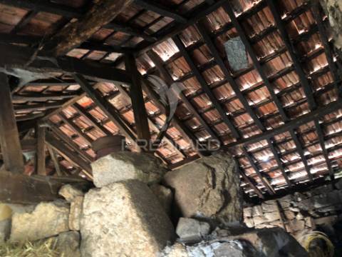Quintinha p/ recuperar em torgueda - vila real