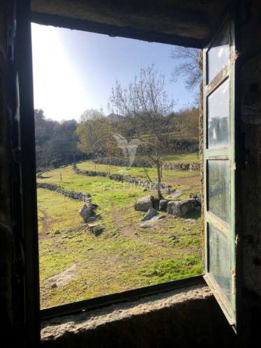 Quintinha p/ recuperar em torgueda - vila real