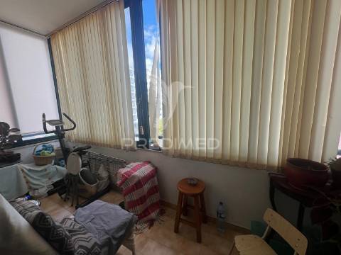 Apartamento t3 com garagem e arrecadação – urbanização quinta dos fidalguinhos