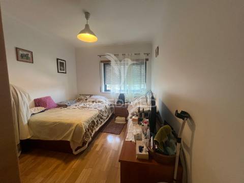 Apartamento t3 com garagem e arrecadação – urbanização quinta dos fidalguinhos