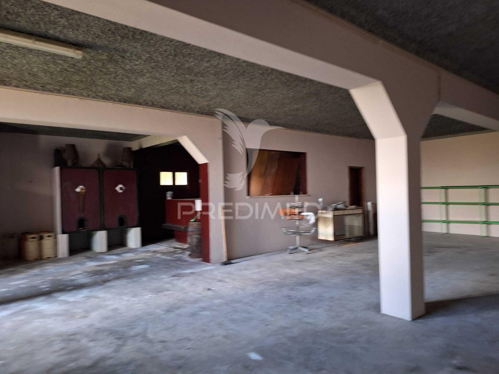 Oportunidade de investimento – espaço comercial com grande potencial em alcande, santarém