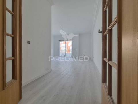Apartamento t2 no feijo-almada