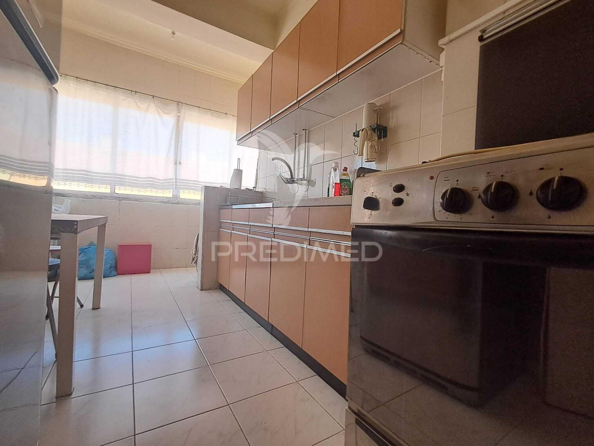 Apartamento t3  | monte abraão