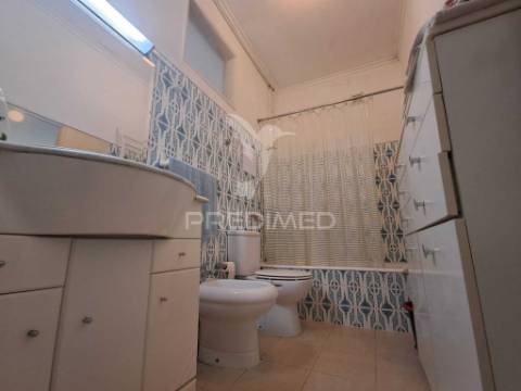Apartamento t3  | monte abraão
