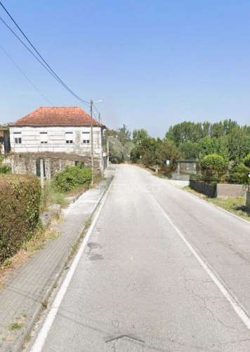Moradia moderna t3/t4 em quinchães – fafe