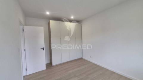 Moradia t4 em fernão ferro