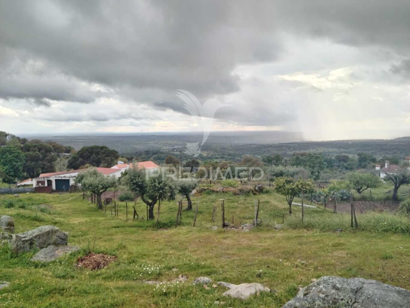 Terreno com vista deslumbrante nas carreiras – portalegre