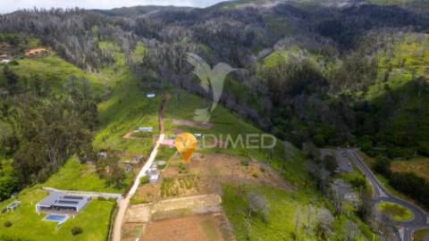 Terreno com excelente área e potencial de investimento