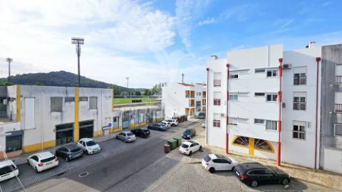 Apartamento t3 com garagem na zona centro de portalegre