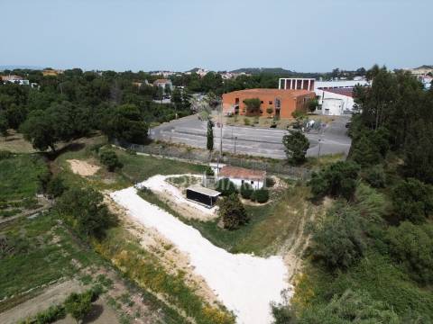 Moradia t2 para recuperar  - santarém