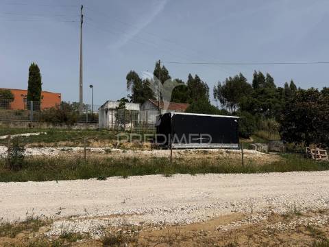 Moradia t2 para recuperar  - santarém