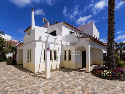 Moradia t3 | quintal e garagem em olhão