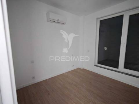 Moradia t3 térrea com piscina no alto do índio – sobreda
