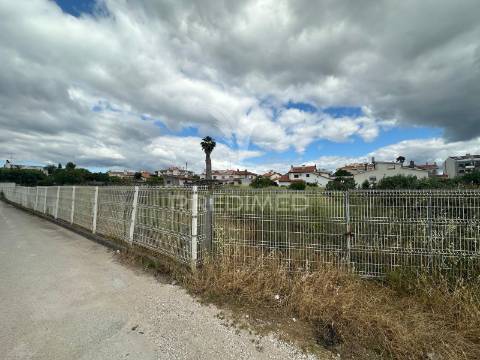 Terreno urbano para construção/entroncamento