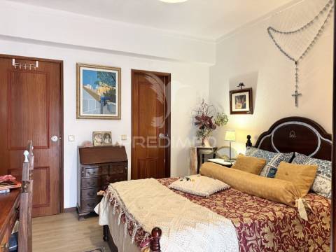 Apartamento t3 com garagem e excelentes varandas em fátima
