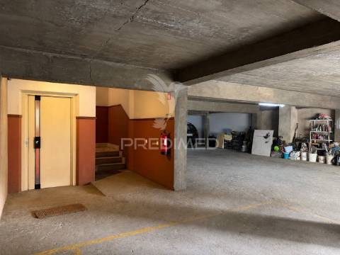 Apartamento t3 com garagem e excelentes varandas em fátima