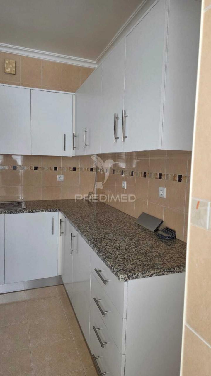 Apartamento t3 em alcobaça para compra